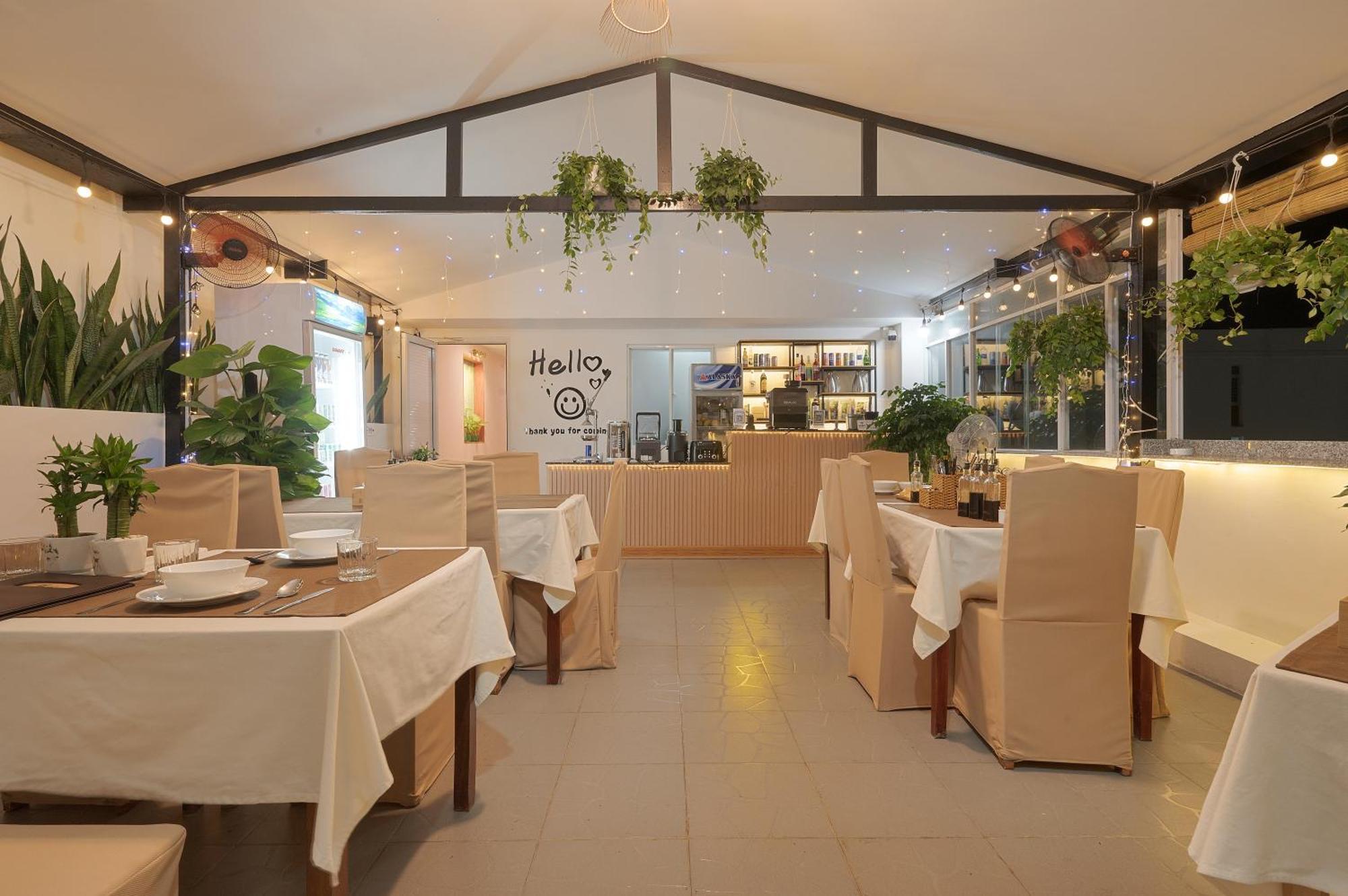 Luxy Park Hotel - Phu Quoc Centre Bagian luar foto